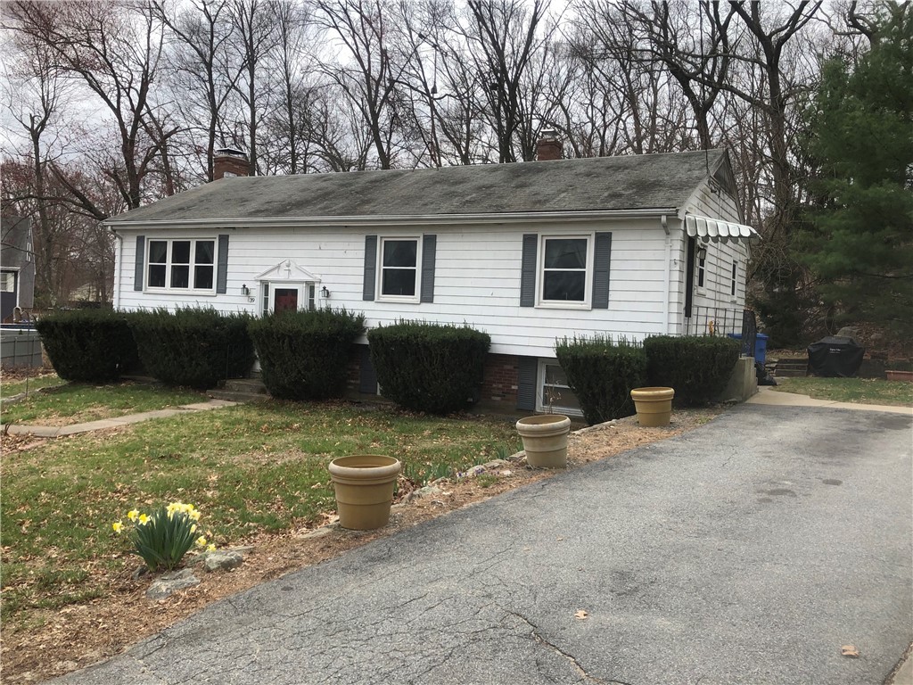 39 Cormier Road Lincoln, RI 02865 - Photo 1 of 18 Gallery Image 1