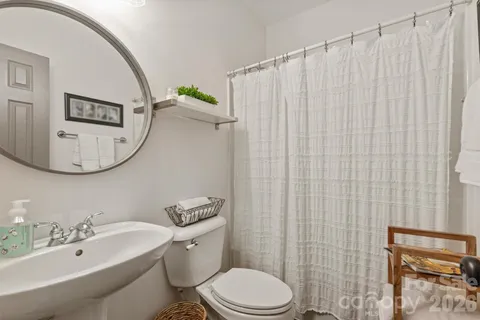 $1,050,000 | 869 Stratford Run Drive, Fort Mill, SC 29708