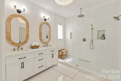 $1,050,000 | 869 Stratford Run Drive, Fort Mill, SC 29708