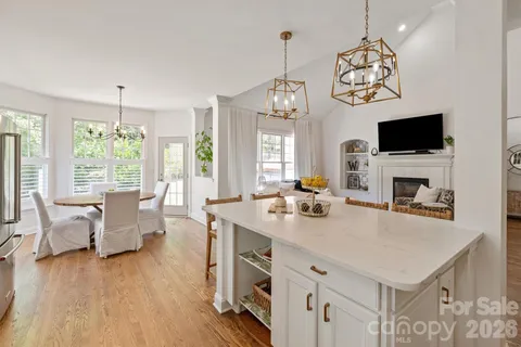$1,050,000 | 869 Stratford Run Drive, Fort Mill, SC 29708