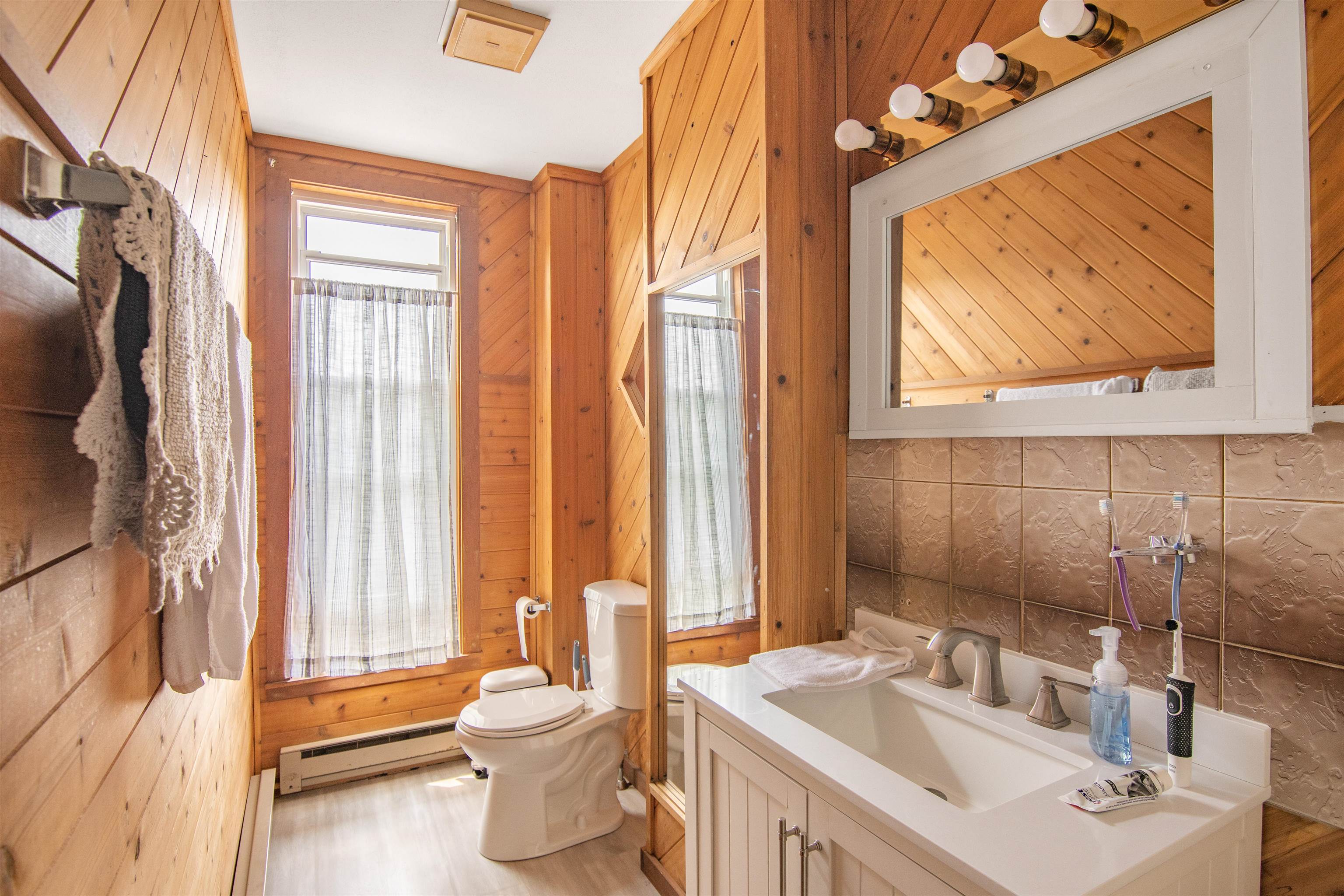 2 Main Street Richford, VT 05476 - Photo 25 of 60