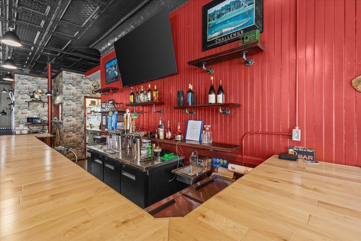 2 Main Street Richford, VT 05476 - Photo 32 of 60