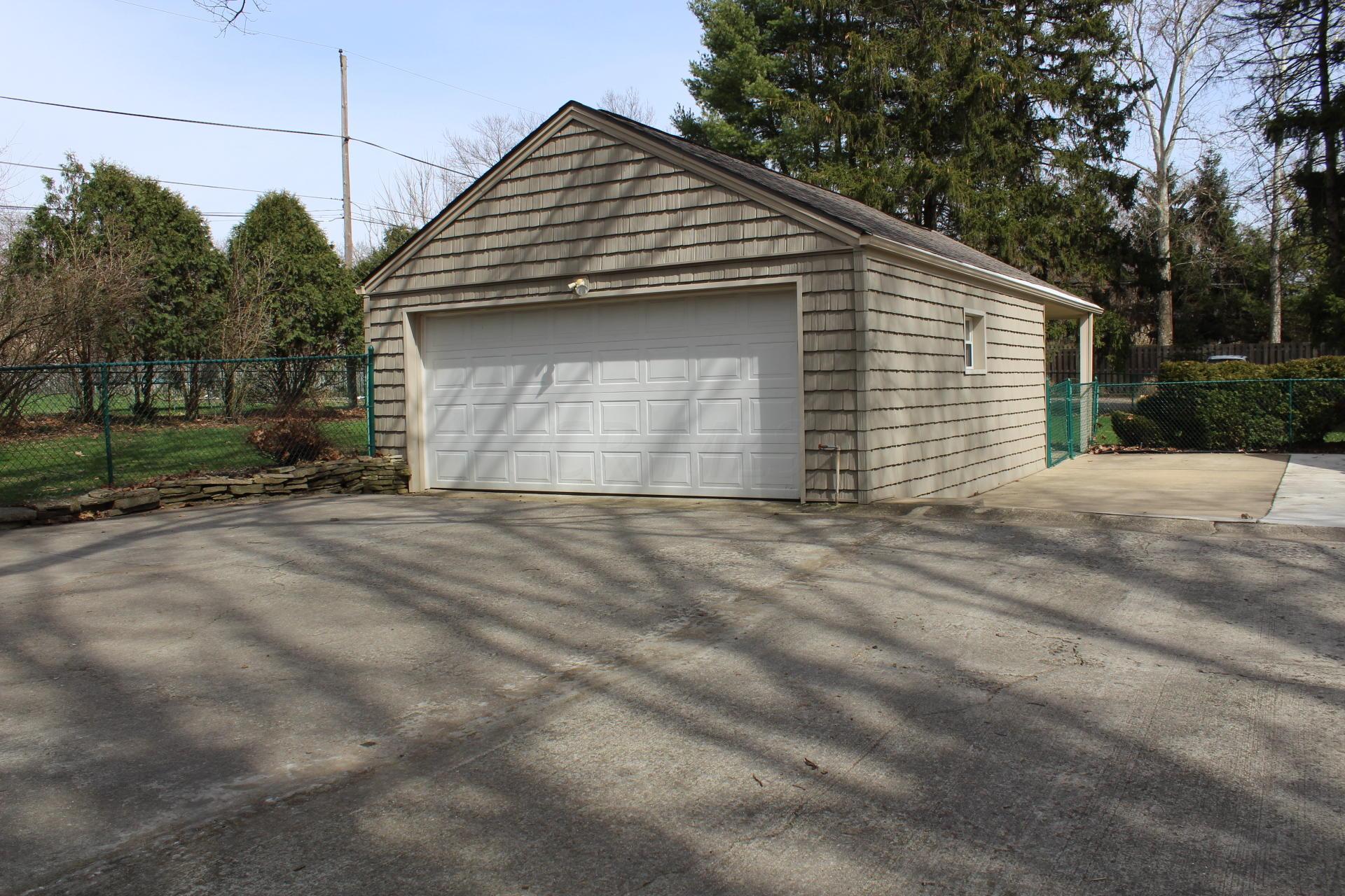 2750 Fishinger Road Columbus, OH 43221 - Photo 45 of 47