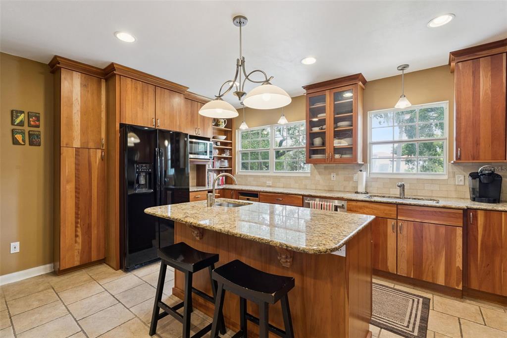 1008 East Ridgewood Street Orlando, FL 32801 - Photo 16 of 60