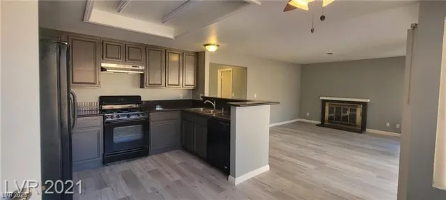 $2,250 | 7508 Parnell Avenue, Las Vegas, NV 89147