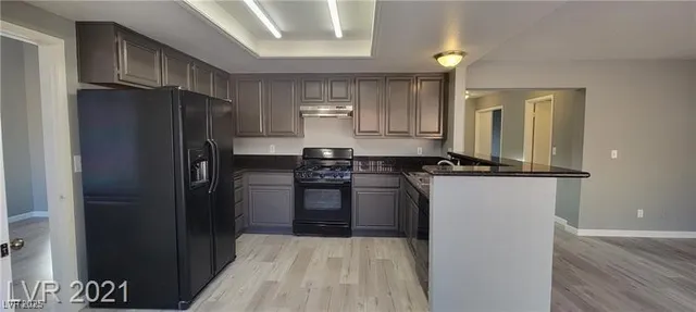 $2,250 | 7508 Parnell Avenue, Las Vegas, NV 89147