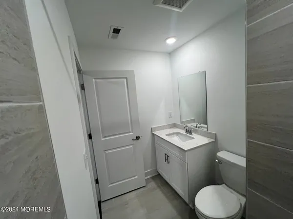 $4,300 | 35 Crimson Drive, Manalapan, NJ 07726