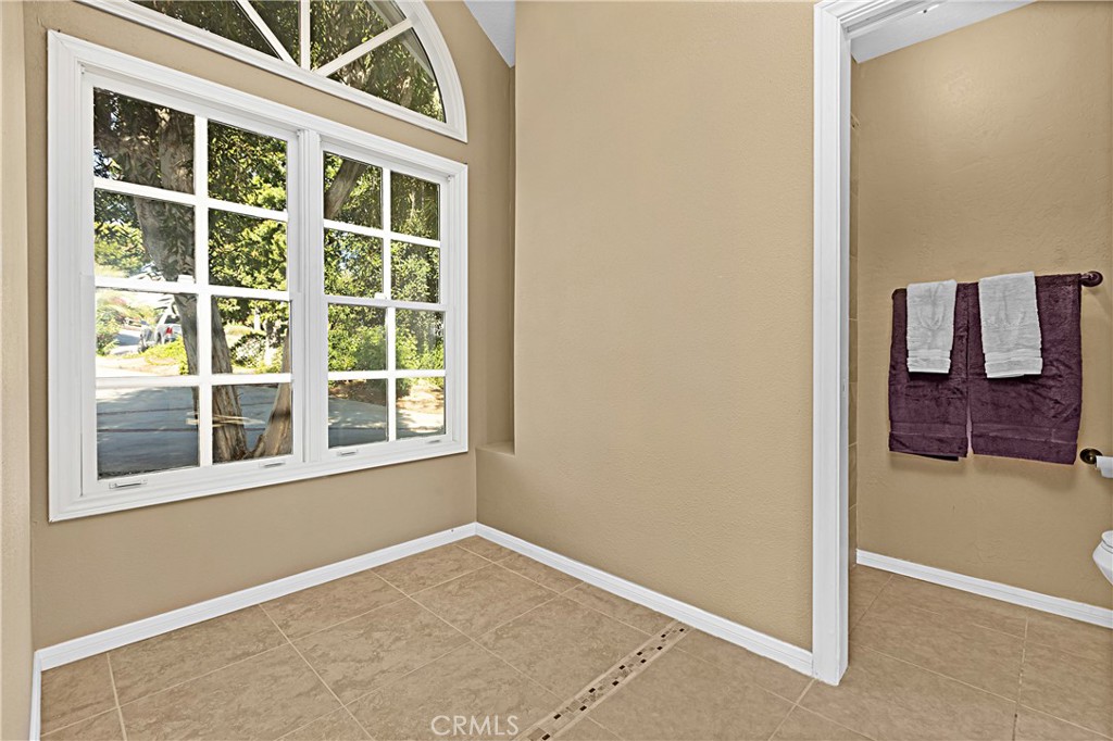 1011 Farrand Court Fallbrook, CA 92028 - Photo 11 of 49 a view of an empty room with a window