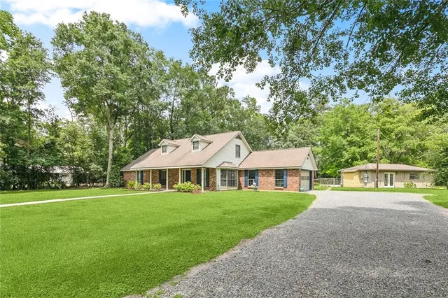 $359,000 | 71482 North Harrison Avenue, Covington, LA 70433