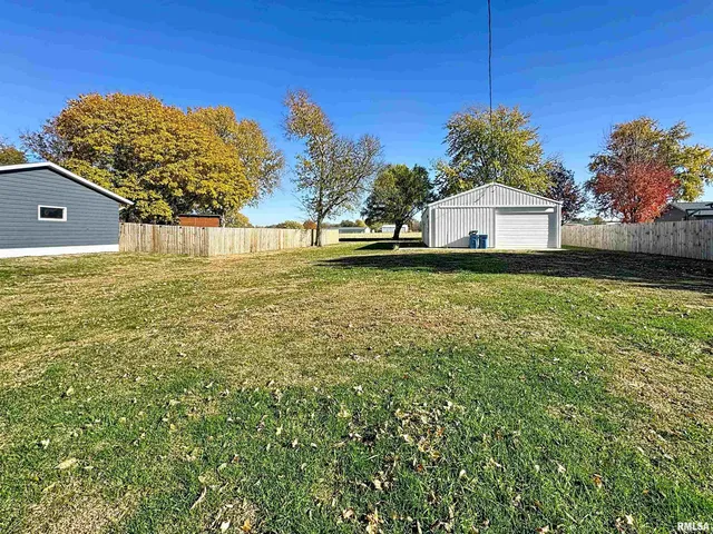 $250,000 | 604 North Church Street, Atkinson, IL 61235