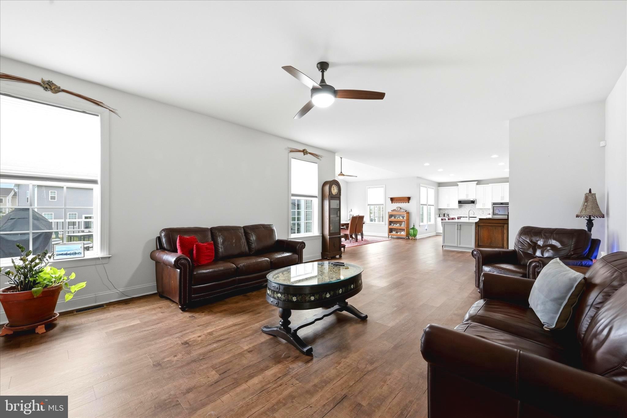 108 Reedville Court Stephens City, VA 22655 - Photo 16 of 74 Living Room