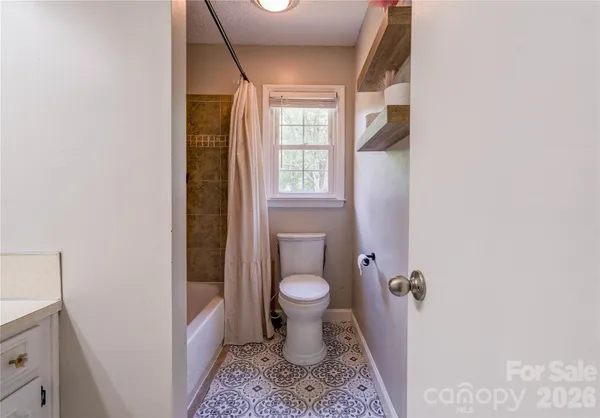 $329,000 | 111 Harbor Point Drive, Cherryville, NC 28021