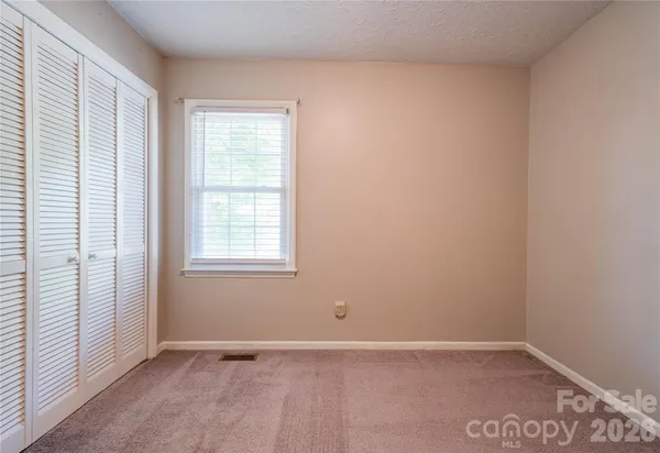 $329,000 | 111 Harbor Point Drive, Cherryville, NC 28021
