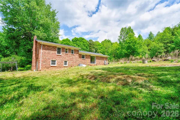 $329,000 | 111 Harbor Point Drive, Cherryville, NC 28021