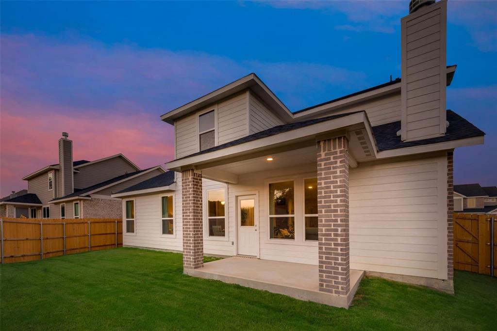 712 Ray Street Sherman, TX 75090 - Photo 3 of 10