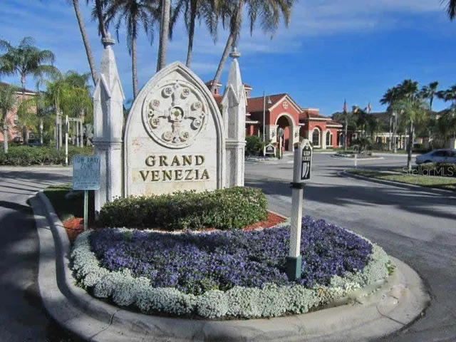 a view of a outdoor space with porch and furniture
