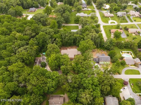 $692,500 | 745 Contraband Lane, Cookeville, TN 38501