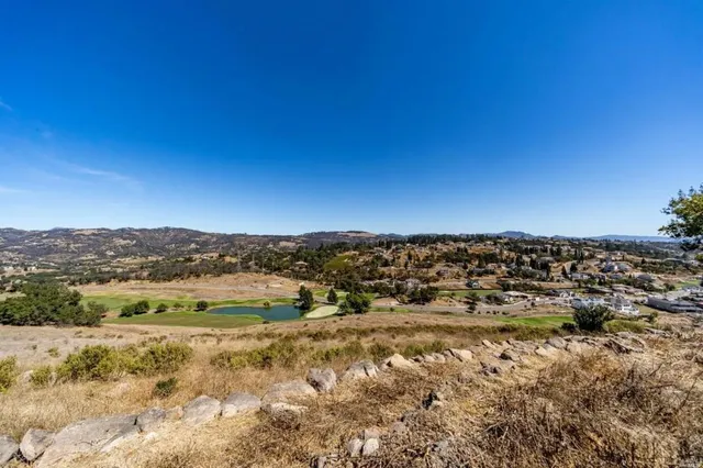$450,000 | 3776 Skyfarm Drive, Santa Rosa, CA 95403