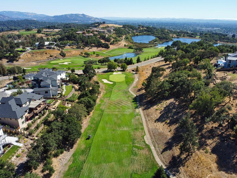 3776 Skyfarm Drive Santa Rosa, CA 95403 - Photo 3 of 9