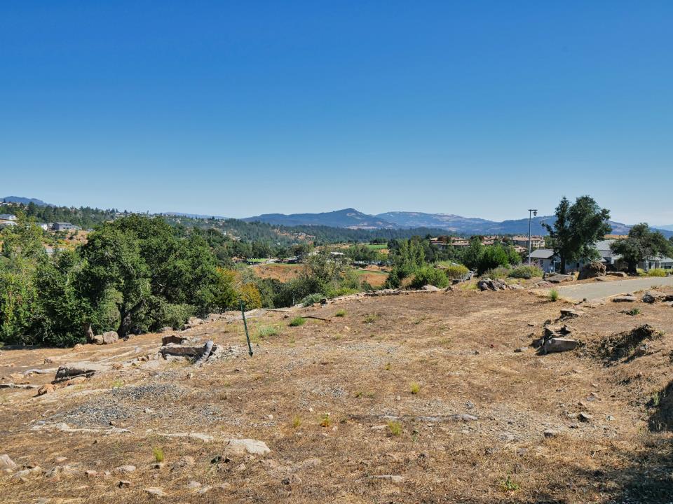 3776 Skyfarm Drive Santa Rosa, CA 95403 - Photo 6 of 9