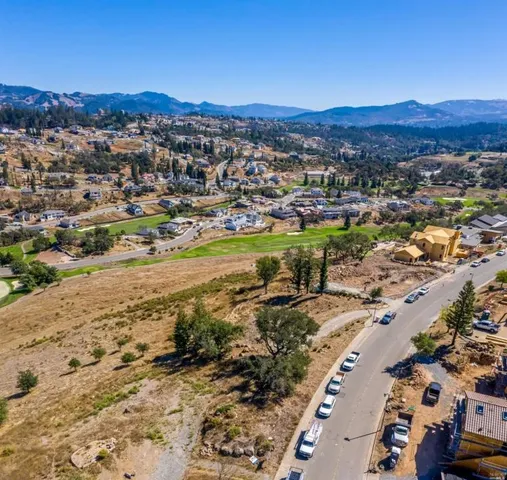 $450,000 | 3776 Skyfarm Drive, Santa Rosa, CA 95403