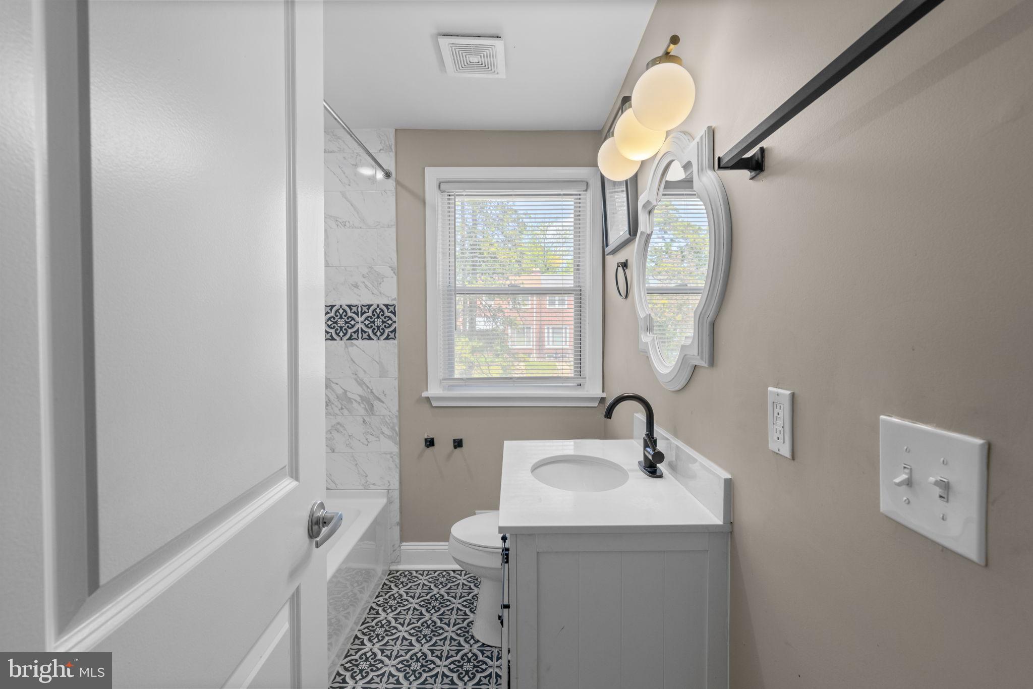 815 Reverdy Road Baltimore, MD 21212 - Photo 17 of 30