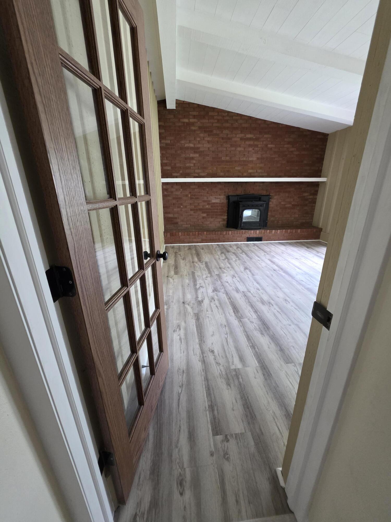 202 Randle Street Valparaiso, IN 46383 - Photo 14 of 29 1500x2000