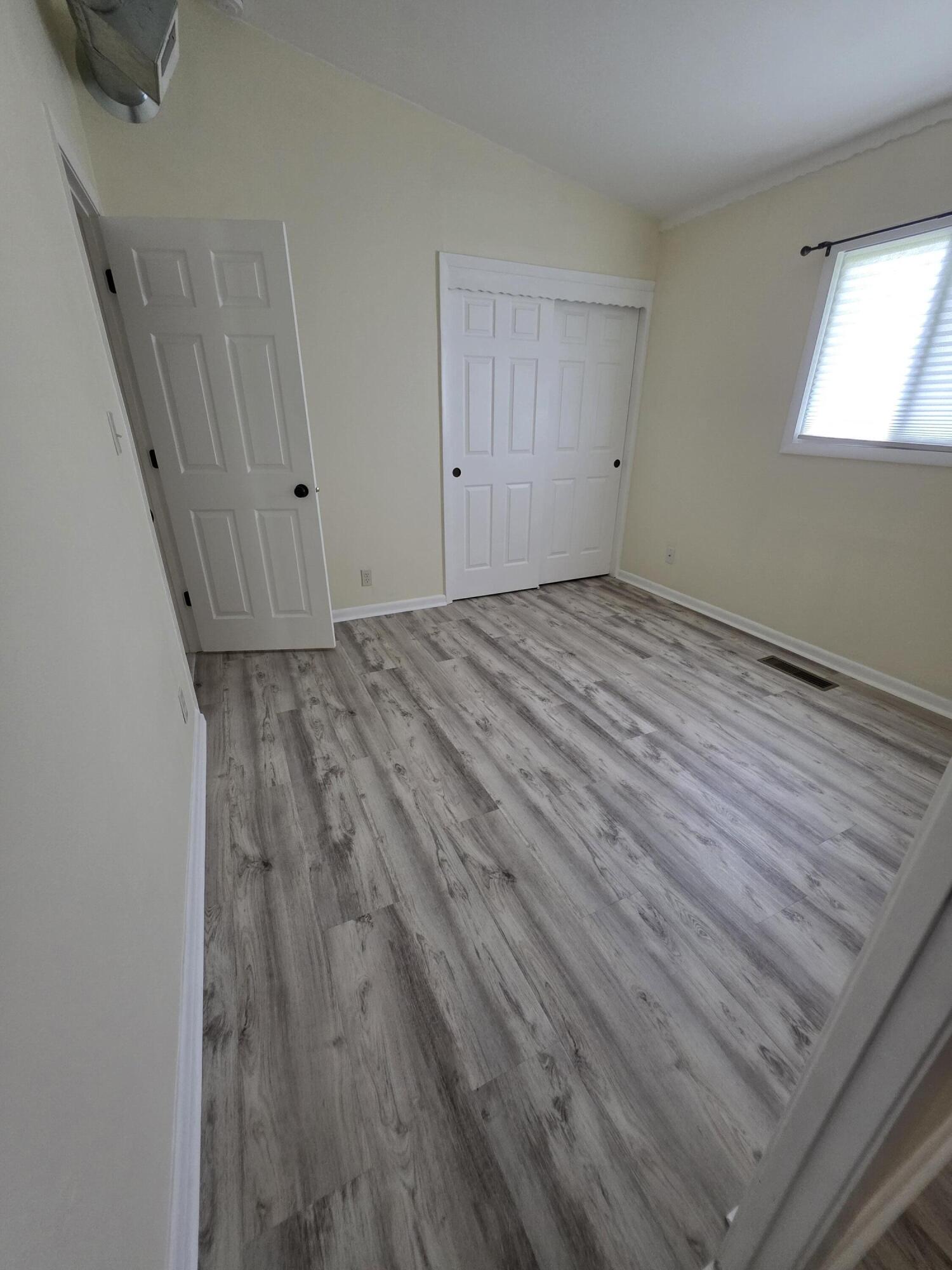 202 Randle Street Valparaiso, IN 46383 - Photo 21 of 29 1500x2000