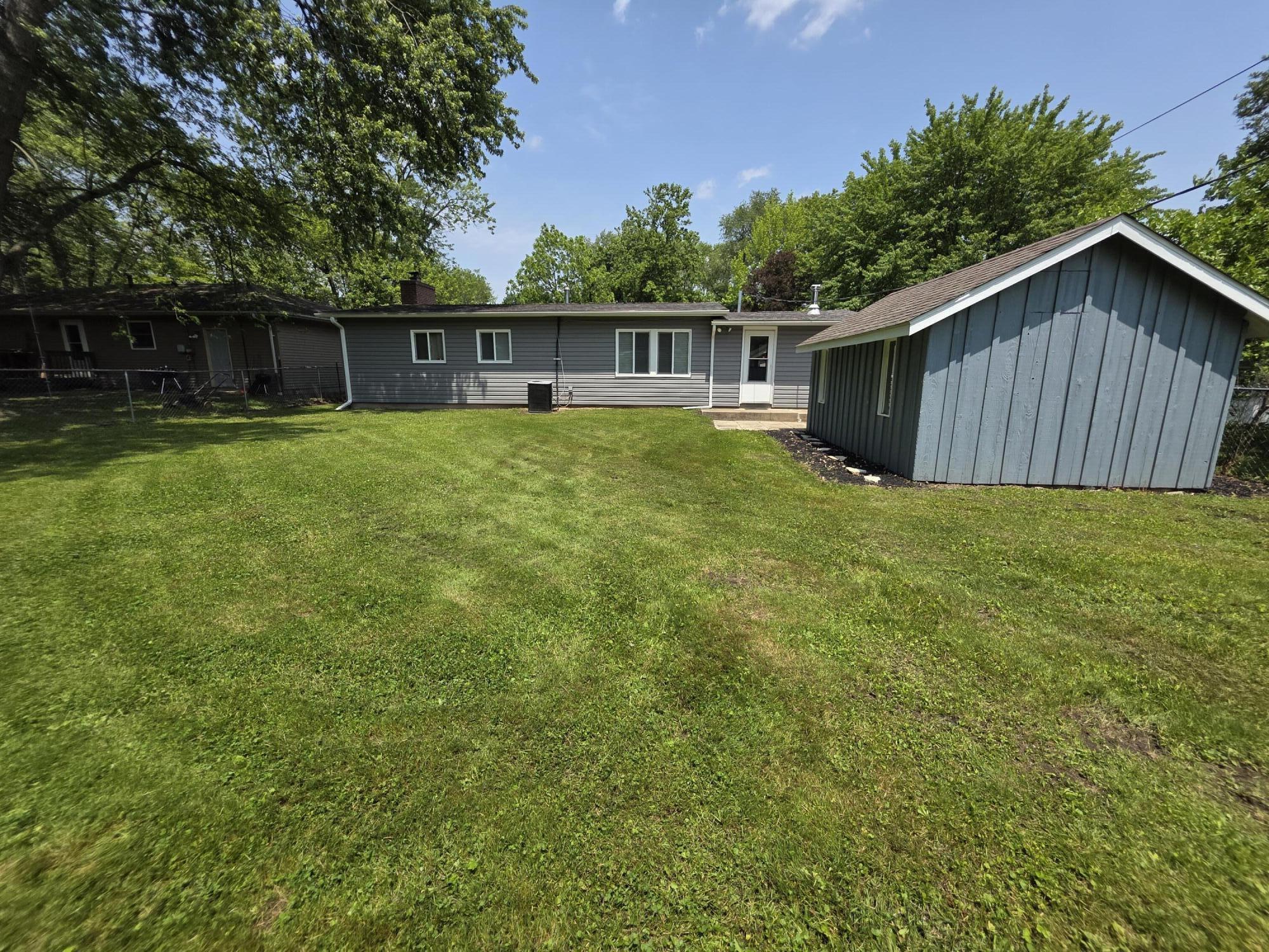 202 Randle Street Valparaiso, IN 46383 - Photo 24 of 29 2000x1500