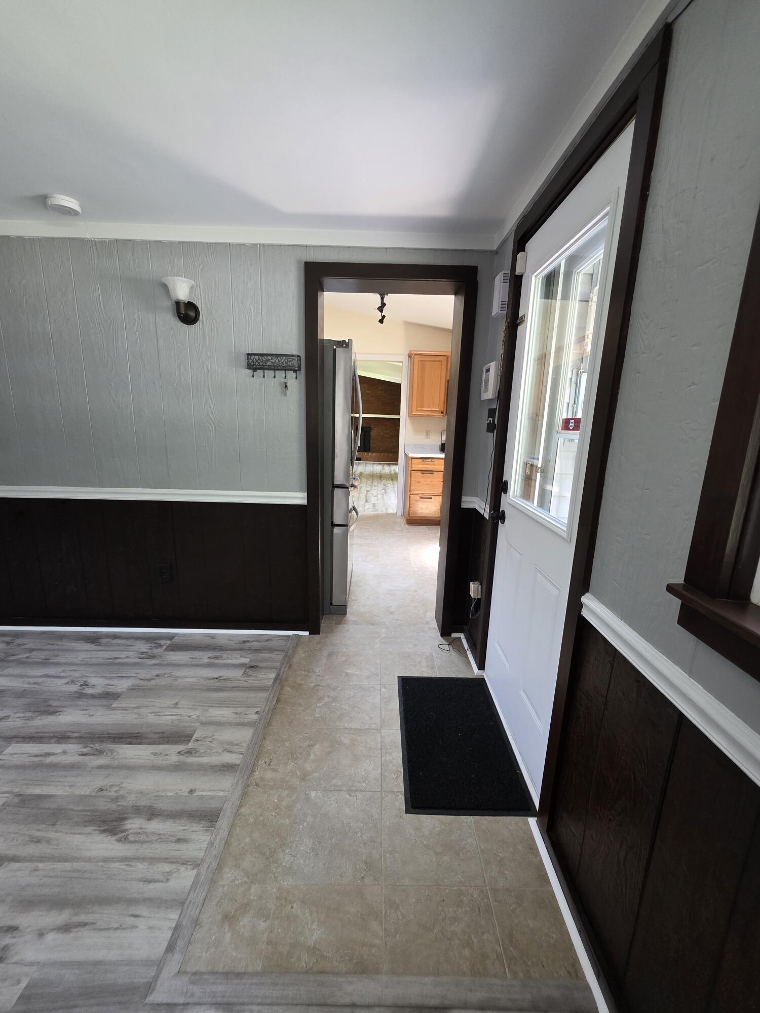 202 Randle Street Valparaiso, IN 46383 - Photo 5 of 29 1500x2000