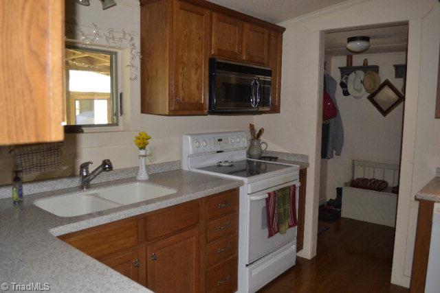 190 Casper Hawkins Road Ferguson, NC 28624 - Photo 18 of 18