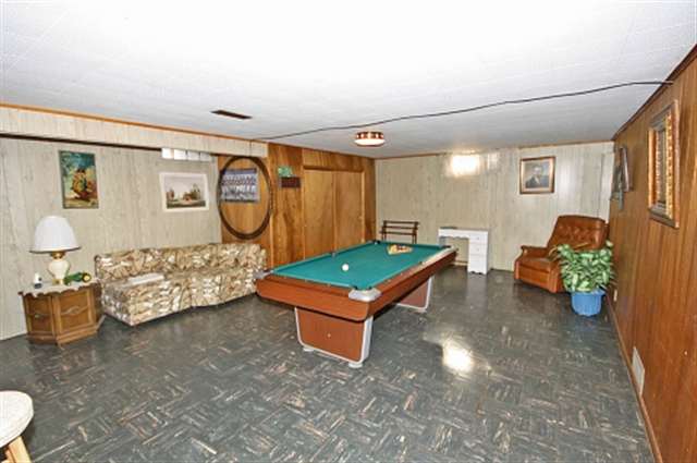 2019 West Kennard Road Peoria, IL 61614 - Photo 13 of 15 Gallery Image 13