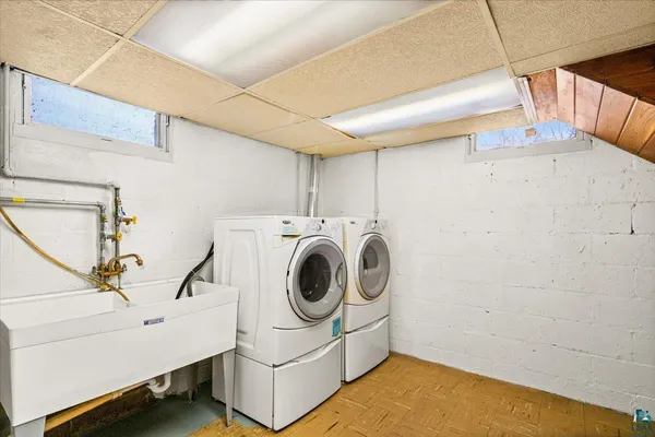 $329,900 | 1902 Tyrol Street, Duluth, MN 55811