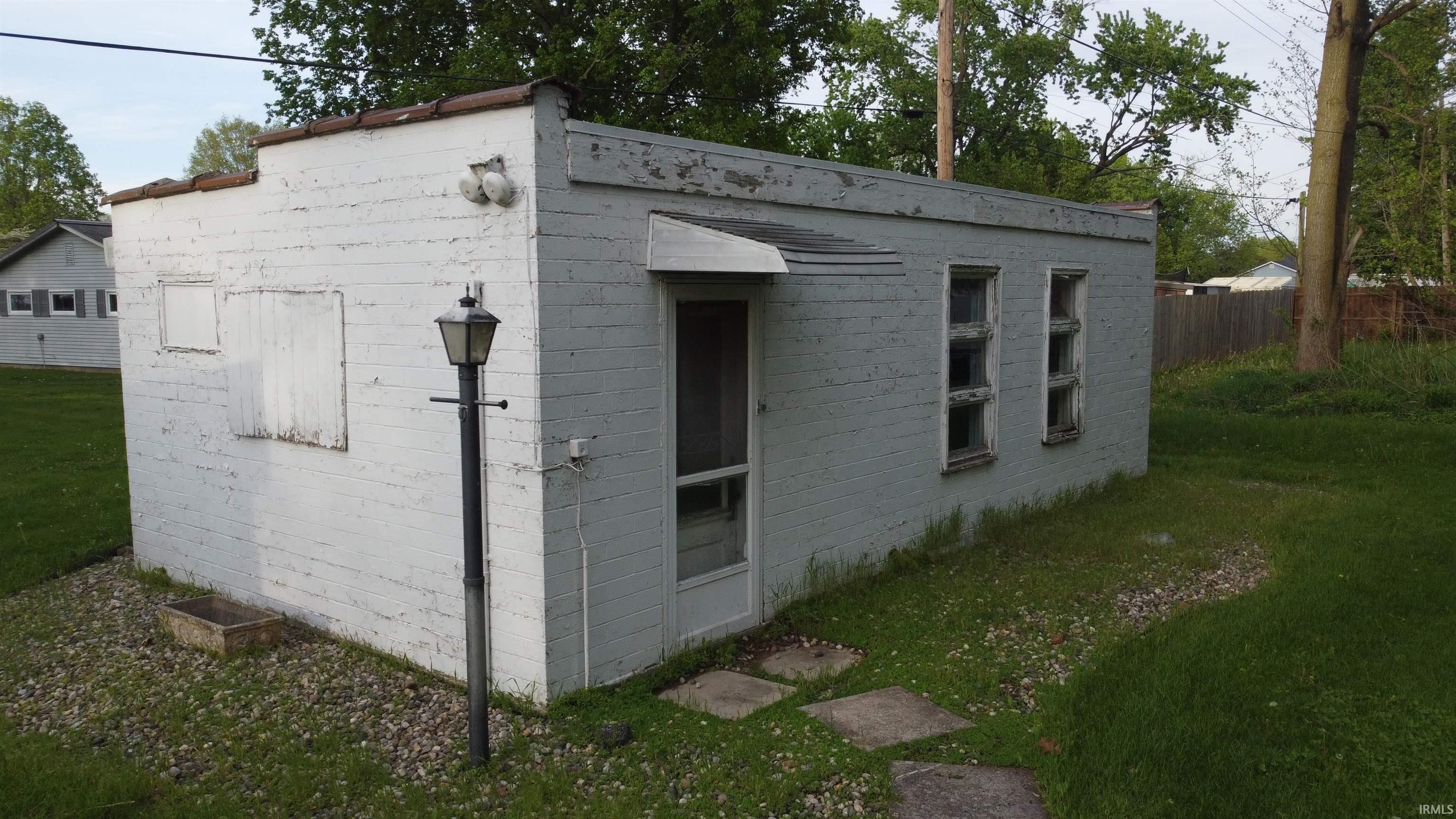 710 East Rochester Street Akron, IN 46910 - Photo 21 of 32