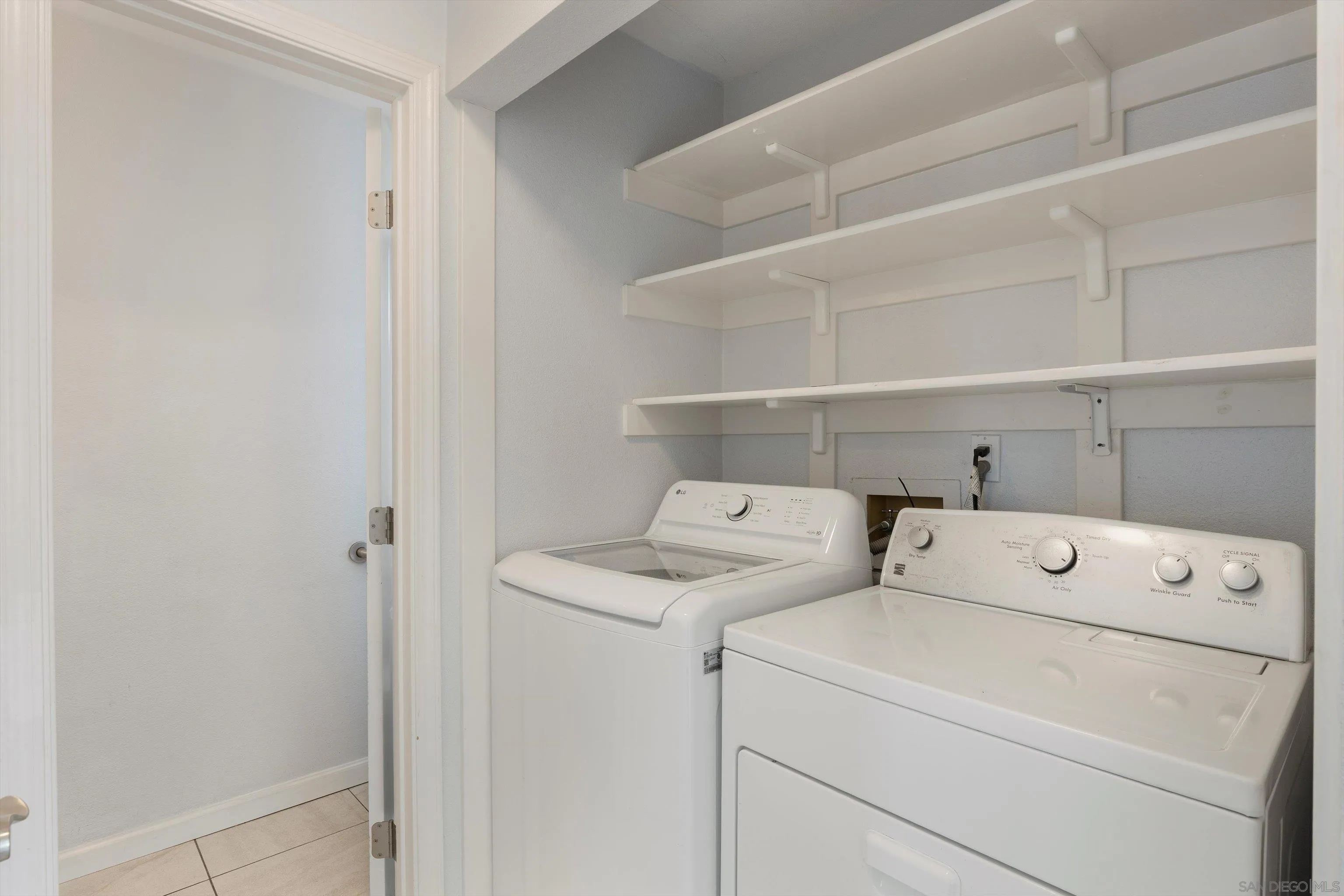 8535 Paradise Valley Road, Unit 4 Spring Valley, CA 91977 - Photo 21 of 42