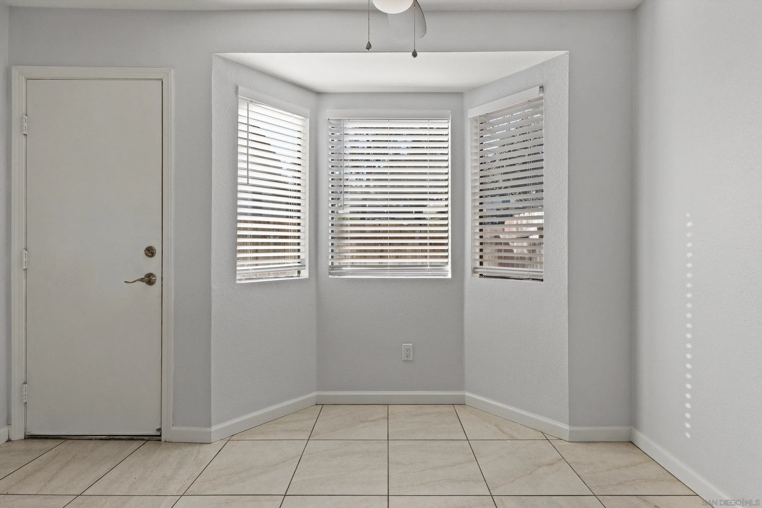 8535 Paradise Valley Road, Unit 4 Spring Valley, CA 91977 - Photo 25 of 42