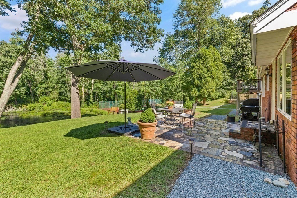 105 Georgetown Road Boxford, MA 01921 - Photo 11 of 42