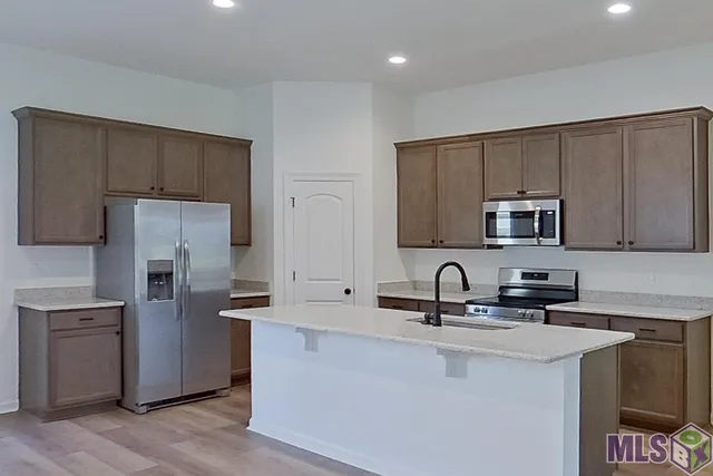 $1,925 | Undisclosed Address, Carencro, LA 70520