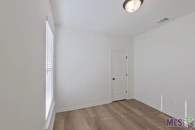 $1,925 | Undisclosed Address, Carencro, LA 70520