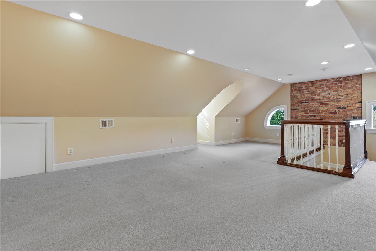 917 Ridgewood Road Rockford, IL 61107 - Photo 23 of 25 Gallery Image 23