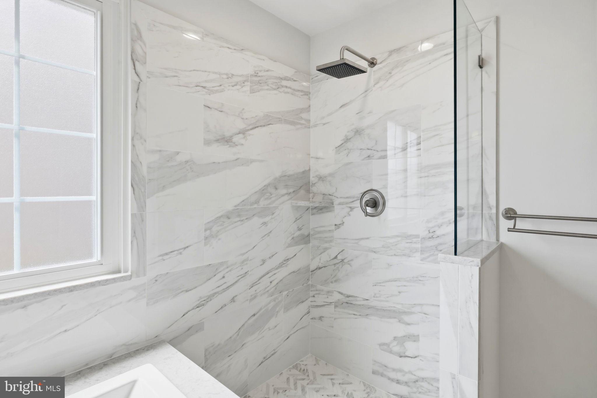 813 Duncan Place Southeast Leesburg, VA 20175 - Photo 44 of 90 Custom Walk In Shower