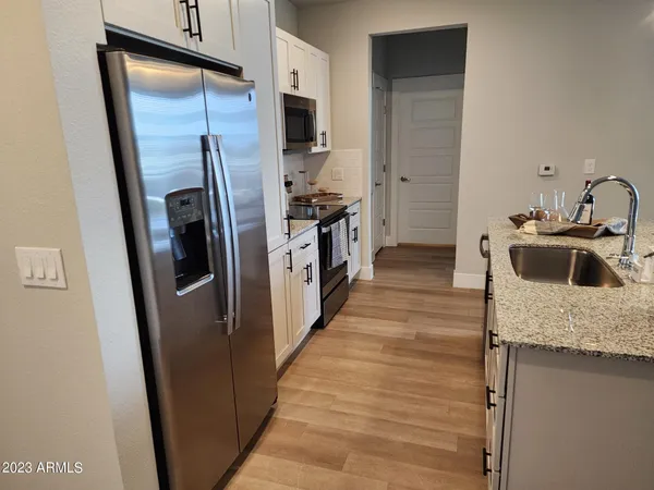 $2,151 | 7460 North Zanjero Boulevard, Unit B3, Glendale, AZ 85305