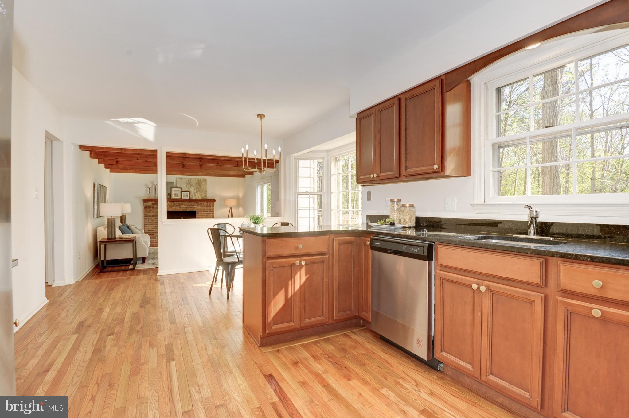 10809 Cross School Road Reston, VA 20191 - Photo 21 of 60