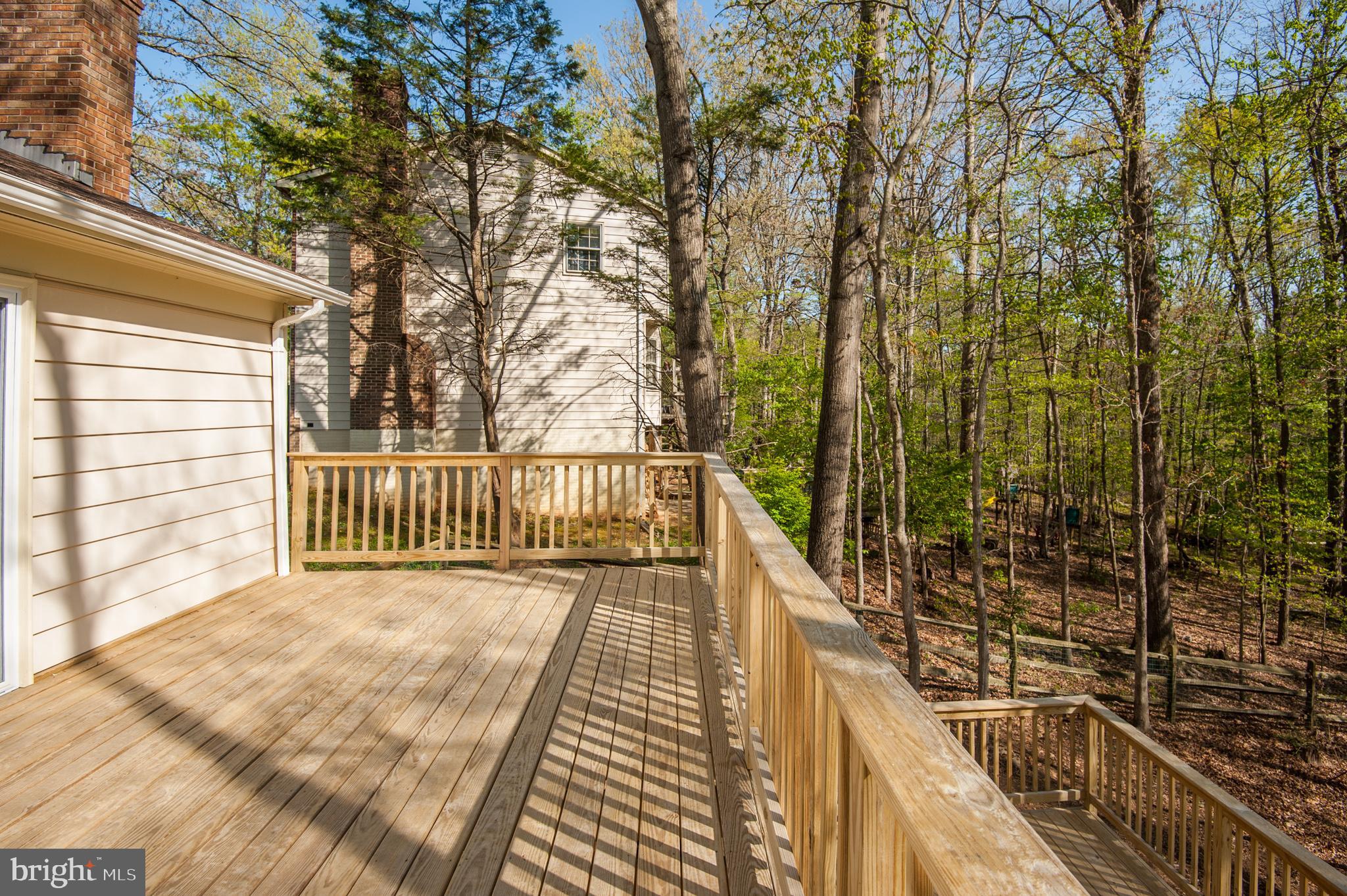 10809 Cross School Road Reston, VA 20191 - Photo 9 of 60