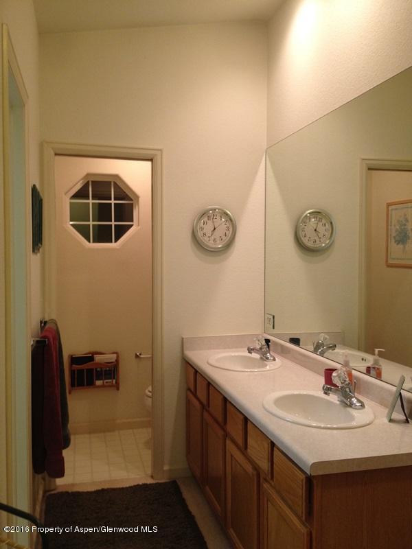1550 East 12th Street Rifle, CO 81650 - Photo 6 of 6 Bathroom