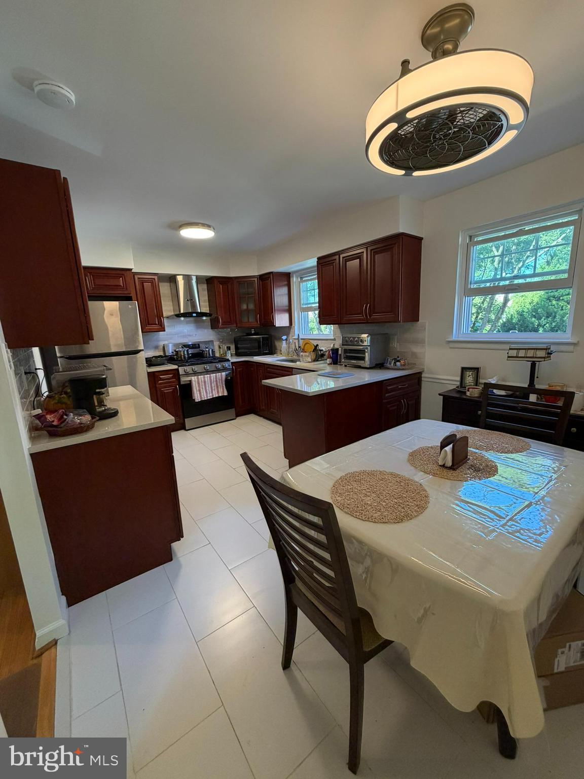 11107 Ridgeway Street Philadelphia, PA 19116 - Photo 7 of 40 Gallery Image 7