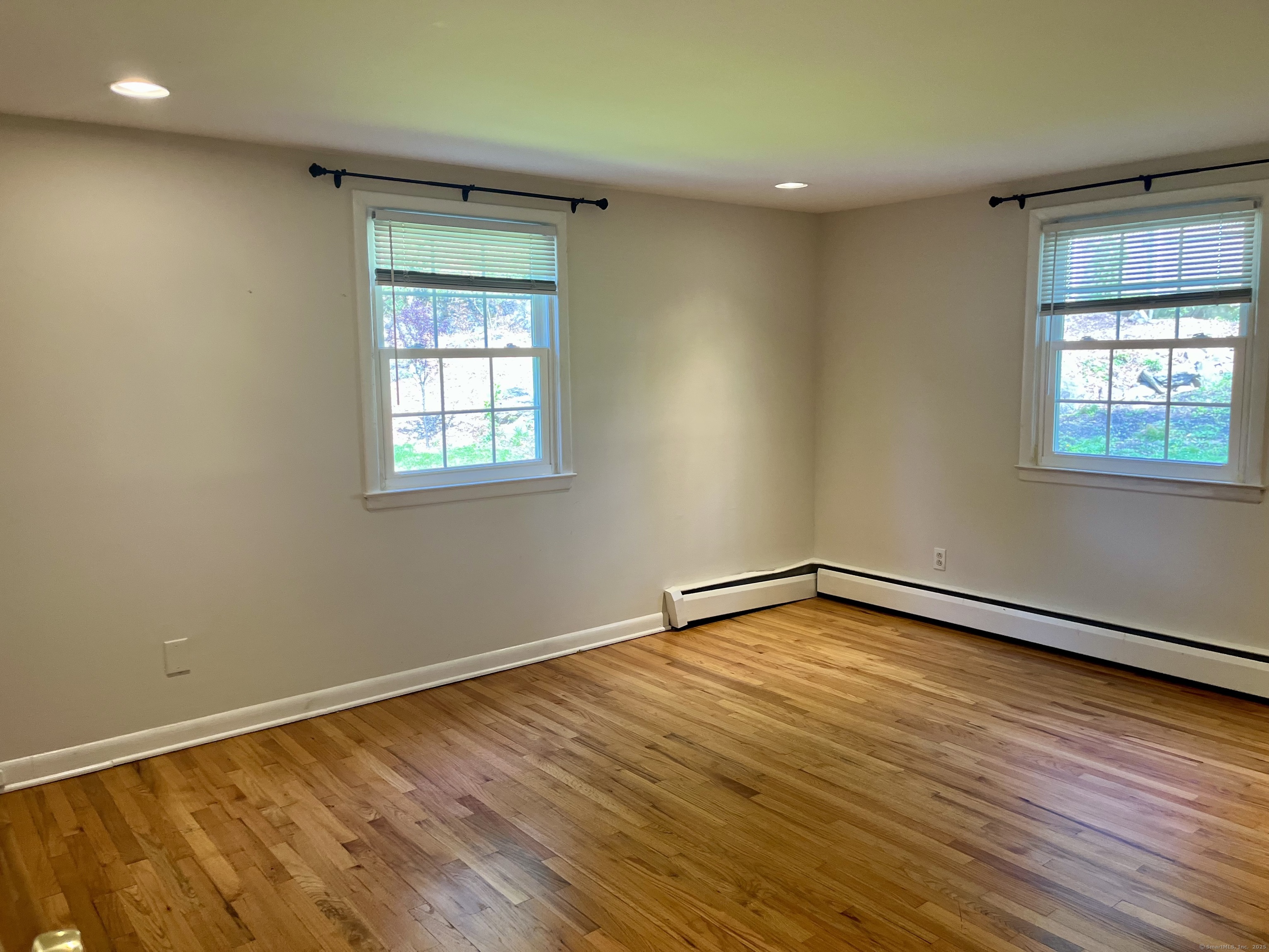 11 Cornwall Road Norwalk, CT 06850 - Photo 12 of 18