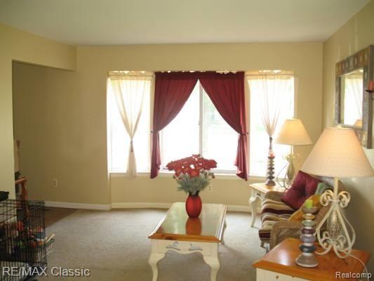 405 Worthington Road Canton, MI 48188 - Photo 8 of 18 NEUTRAL COLORS IN LIVING ROOM