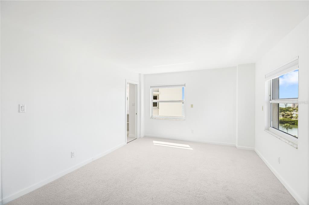 435 South Gulfstream Avenue, Unit 1004 Sarasota, FL 34236 - Photo 15 of 37 a view of empty room