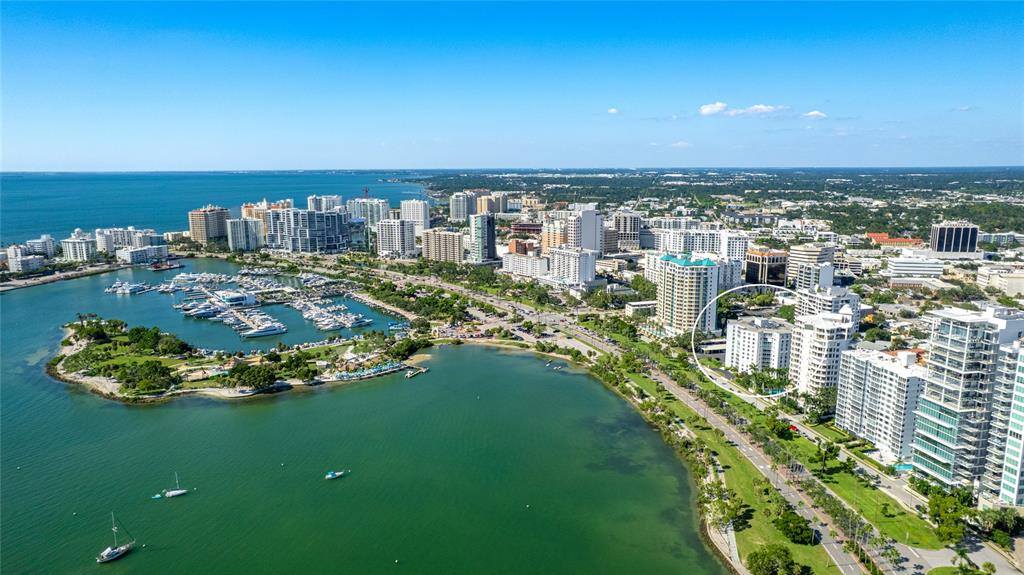 435 South Gulfstream Avenue, Unit 1004 Sarasota, FL 34236 - Photo 36 of 37 a view of a city